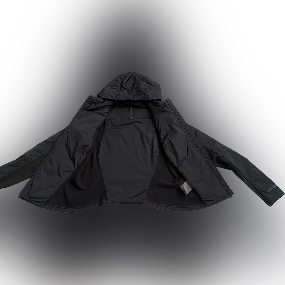 LULULEMON   ❤️❤️ PUSH YOUR PACE JACKET SIZE 10 - Picture 8 of 12